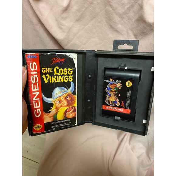 The Lost Vikings (Sega Genesis, 1993) CIB - Picture 3 of 3